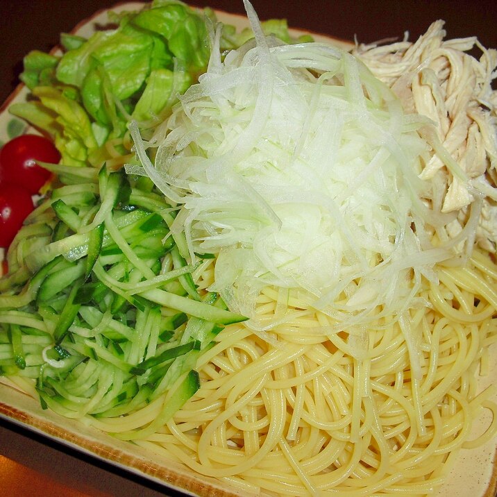 中華ドレッシングで食べる♪我が家の“パスタサラダ”